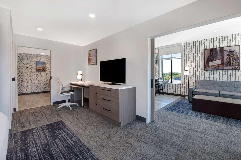 Home2 Suites By Hilton Anderson Downtown Номер фото