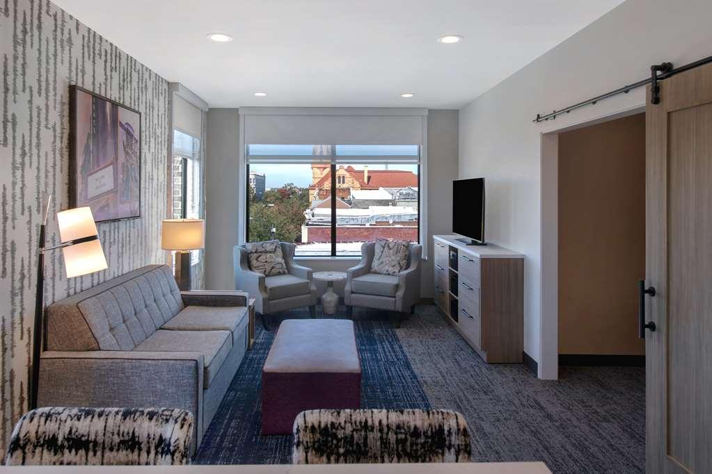 Home2 Suites By Hilton Anderson Downtown Номер фото